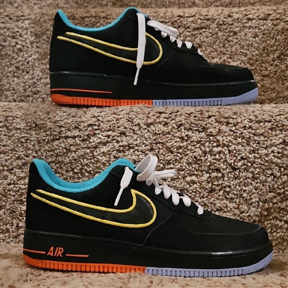 Nike Men's Black and Yellow Sneakers with Orange Sole
